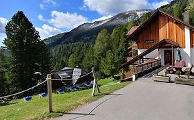 Bergheim Schmidt, Almhuetten Im Wald Appartments An Der Piste Alpine Huts In Forrest Appartments Near Slope