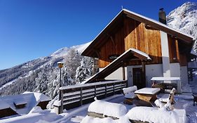 Bergheim Schmidt, Almhuetten Im Wald Appartments An Der Piste Alpine Huts In Forrest Appartments Near Slope