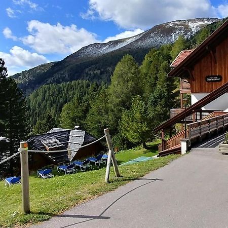 Bergheim Schmidt, Almhuetten Im Wald Appartments An Der Piste Alpine Huts In Forrest Appartments Near Slope Turracher Höhe Buitenkant foto