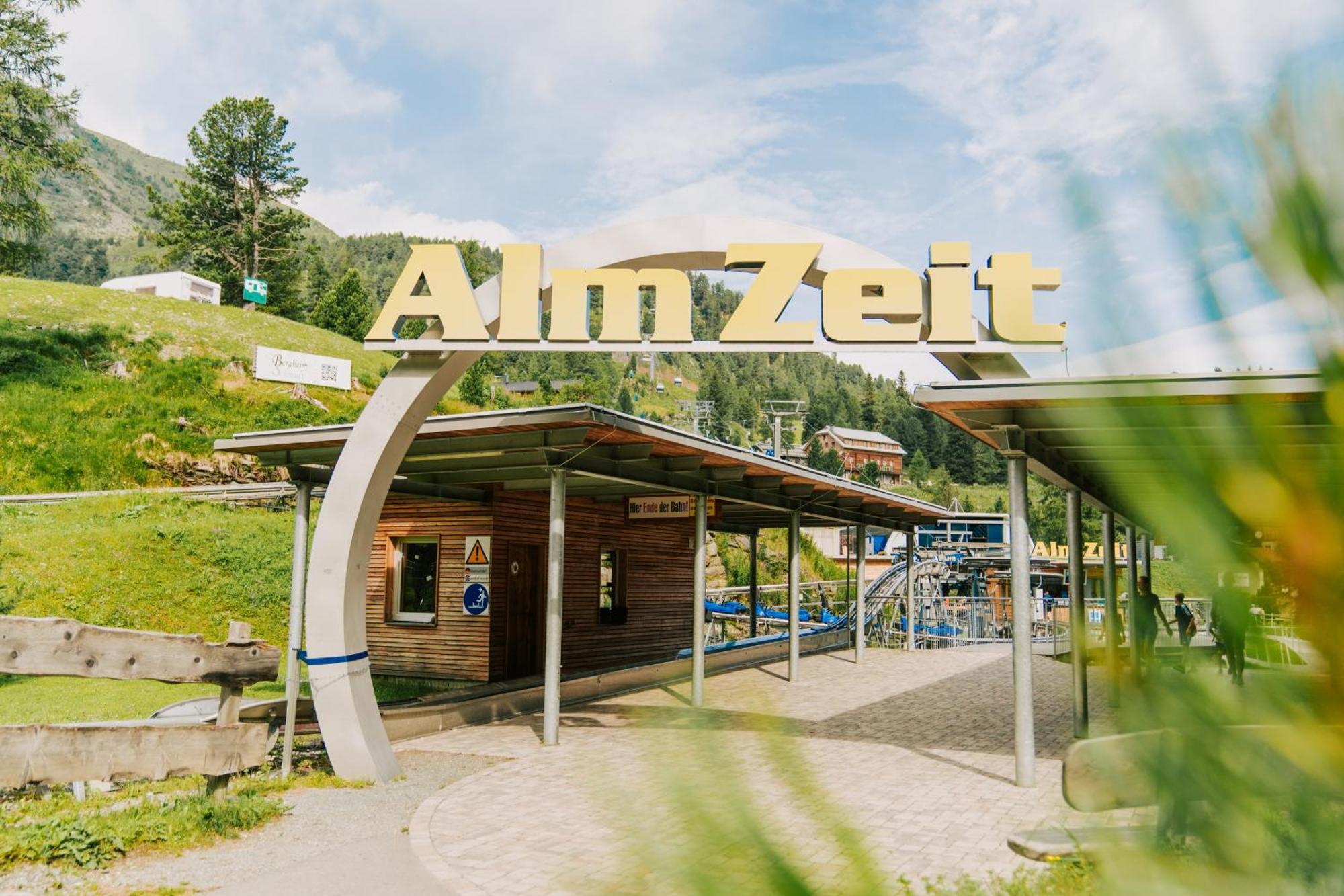 Bergheim Schmidt, Almhuetten Im Wald Appartments An Der Piste Alpine Huts In Forrest Appartments Near Slope Turracher Höhe Buitenkant foto