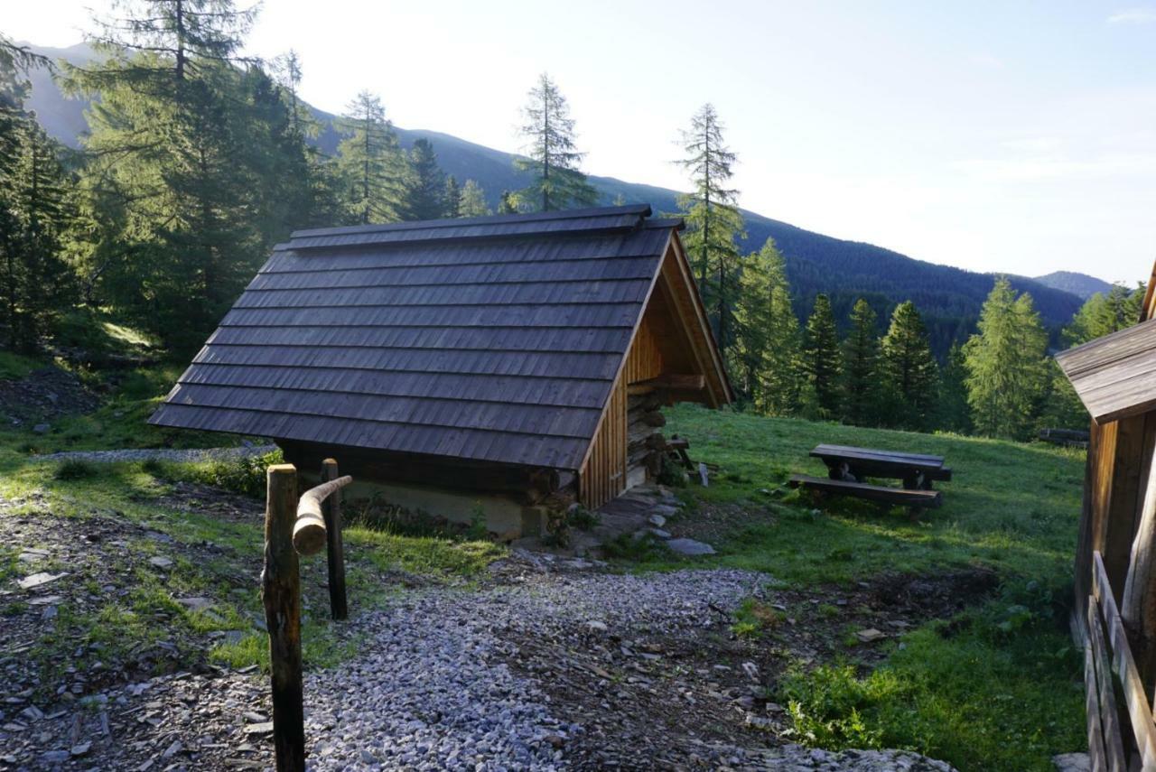 Bergheim Schmidt, Almhuetten Im Wald Appartments An Der Piste Alpine Huts In Forrest Appartments Near Slope Turracher Höhe Buitenkant foto